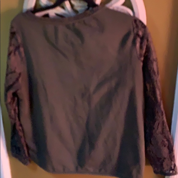 🎉H&M Hunter Green Lace Top sz M - Picture 4 of 5